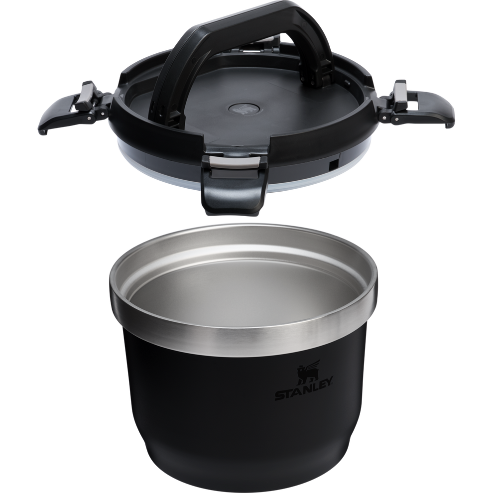 Stanley 1913 The Fresh-To-Table Stay Hot Crock 3 QT in Black 2.0