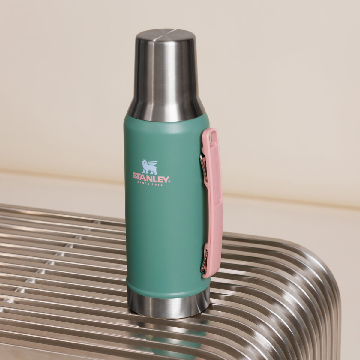 Stanley 1913 x Antonela High Precision Flow Mate System | 1.3 QT