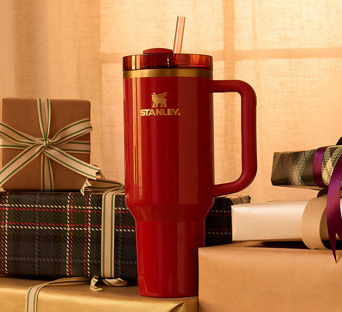 Stanley x JENNIE Quencher H2.0 Luxe Tumbler (890ml) | DE Stanley x JENNIE Quencher H2.0 Luxe Tumbler (890ml) | DE
