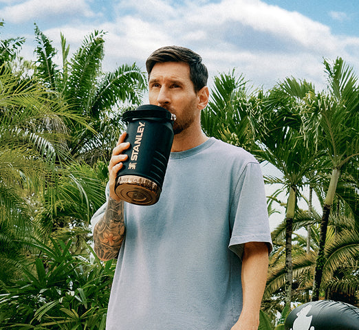 【日本未発売】Stanley×メッシ マテマグ 8oz 黒 限定 日本未発売】Stanley×メッシ マテマグ 8oz 黒 限定 - メルカリ