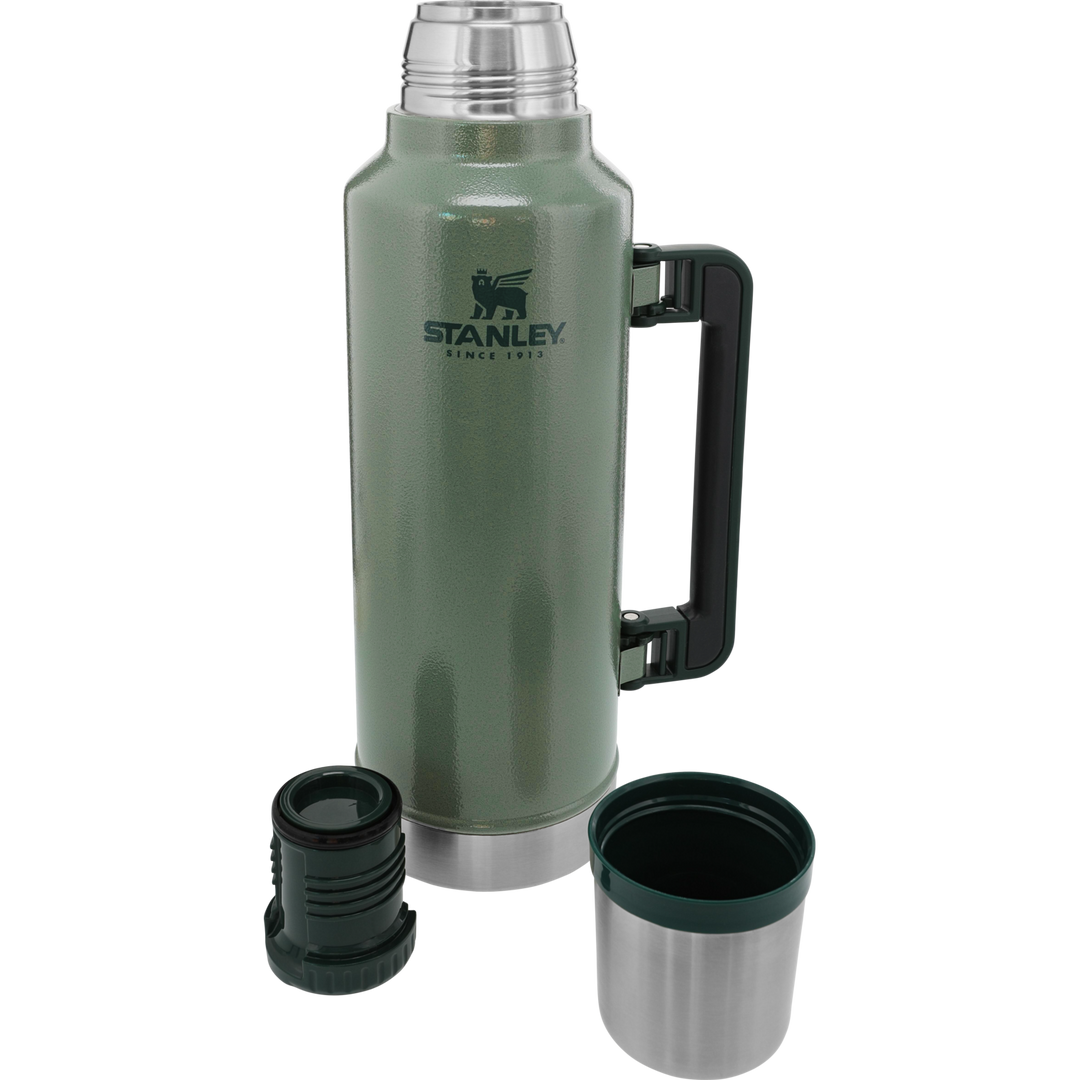 Stanley 2-Quart Classic Vacuum Bottle - Hammertone Green