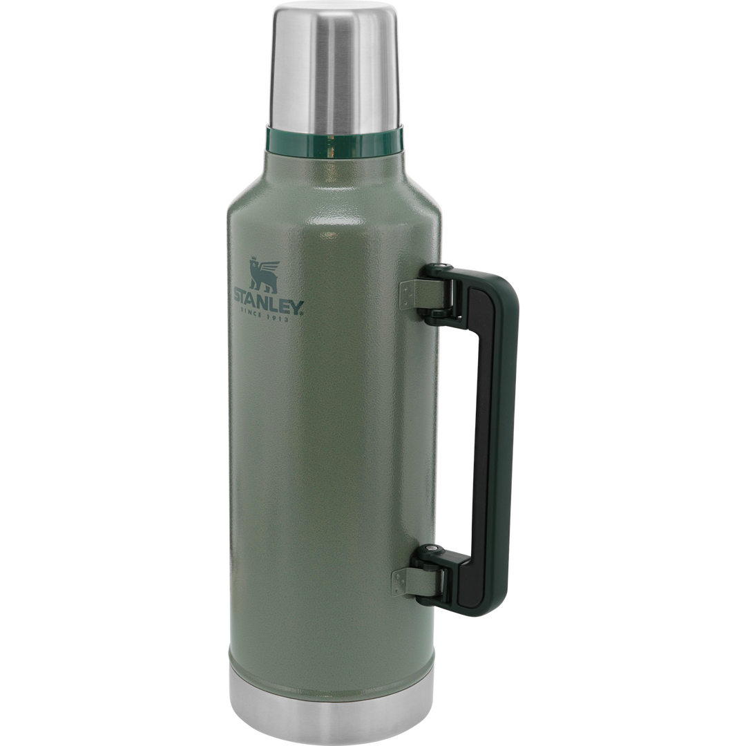 Classic Legendary Vacuum Insulated Bottle, 2.5 QT