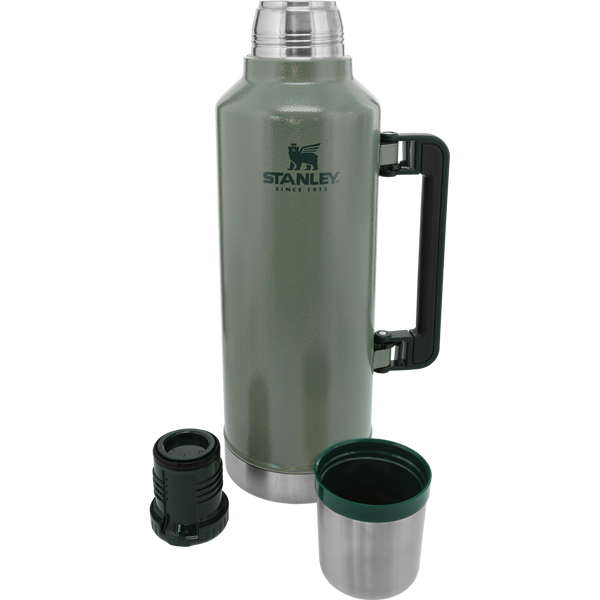 Classic Legendary Vacuum Insulated Bottle | 2.5 QT | Stanley