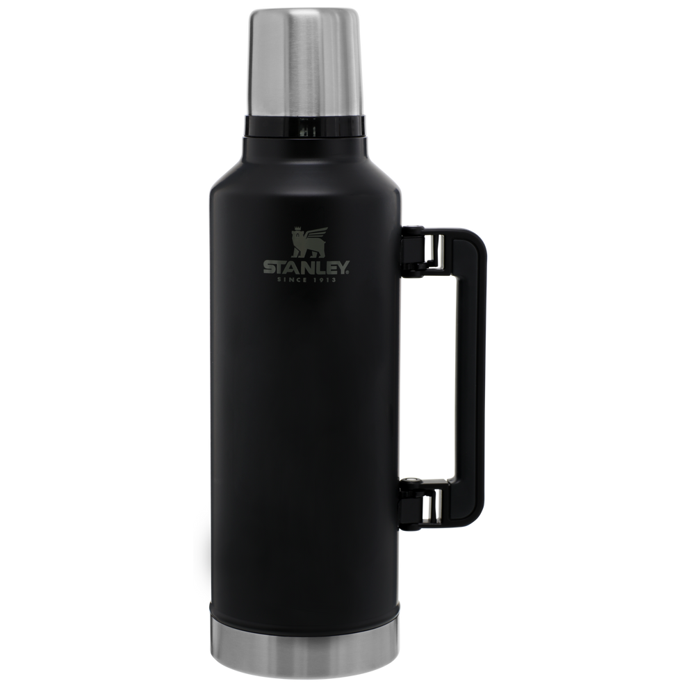 Stanley 1913 Classic Legendary Bottle 2.5 QT in Matte Black
