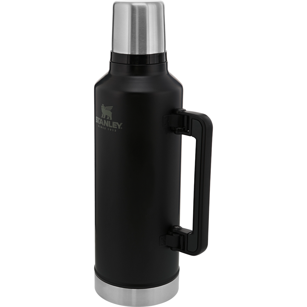 Stanley 1913 Classic Legendary Bottle 2.5 QT in Matte Black