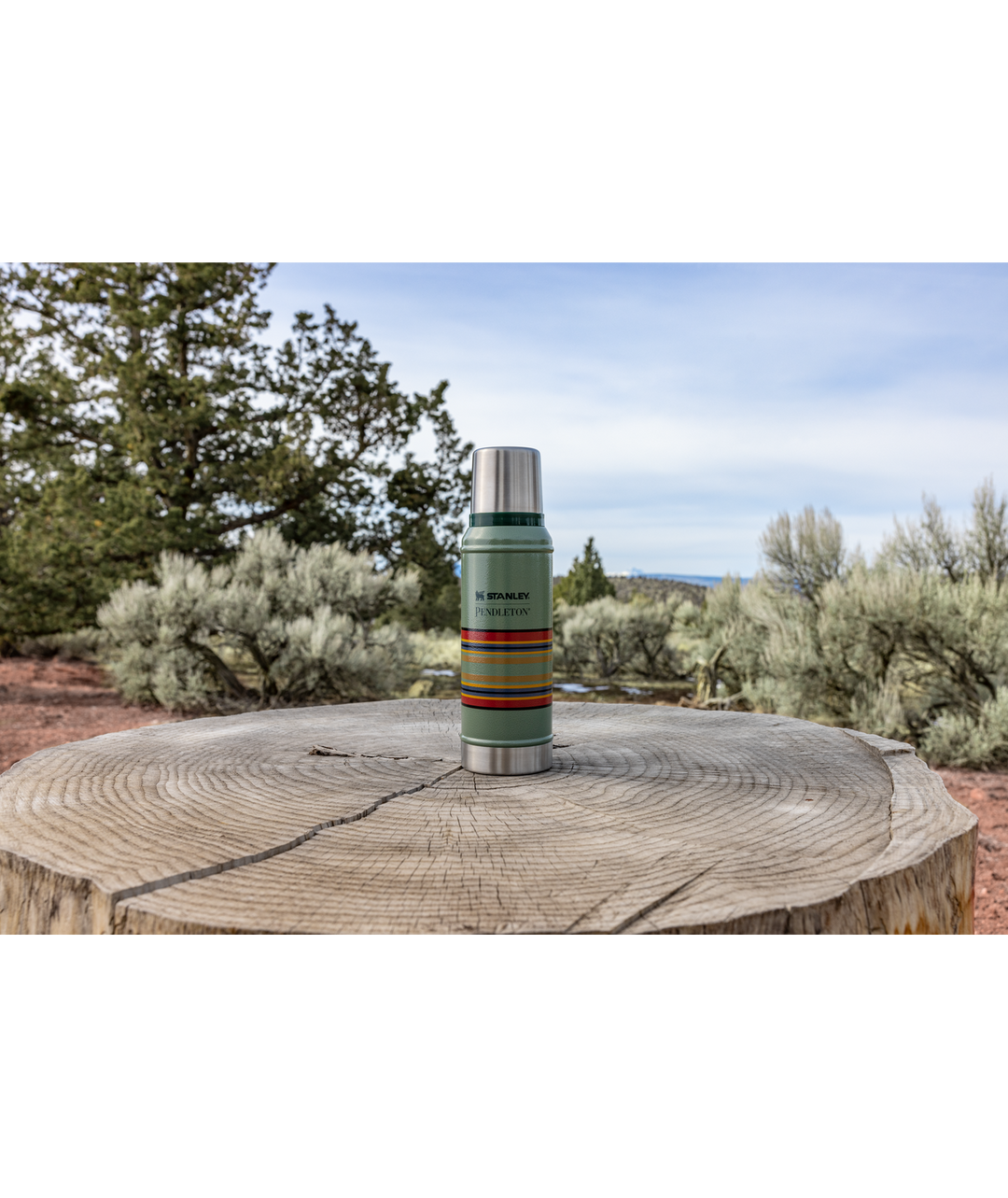14 oz. store berlin - STANLEY X PENDLETON Stanley's classic vacuum bottle  adorned with stripes from Pendleton's top selling Yakima Stripe Blanket.  Built to last, this sturdy bottle has double-wall insulation to
