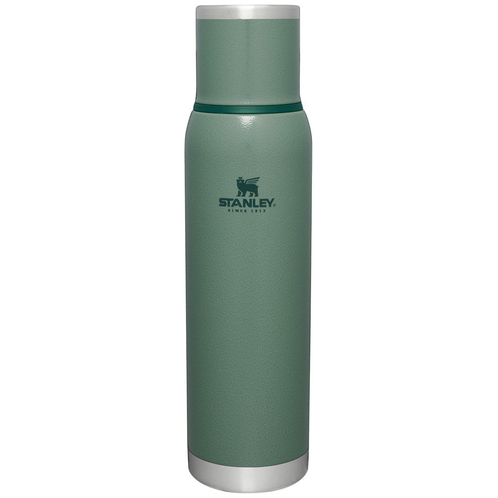 Stanley 1.4 QT Adventure To Go Bottle with Insulated lid in Hammertone Green