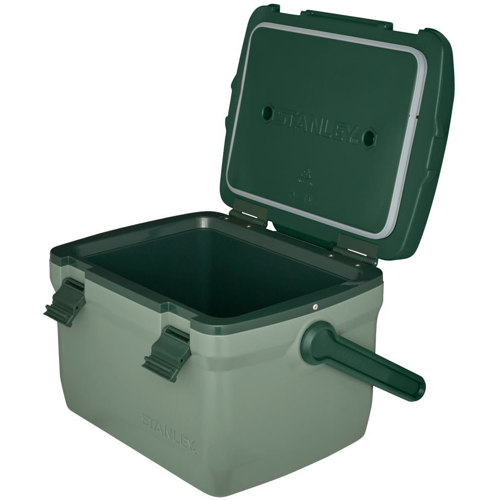 The Easy Carry Outdoor Hard Cooler 7QT In Stanley Green