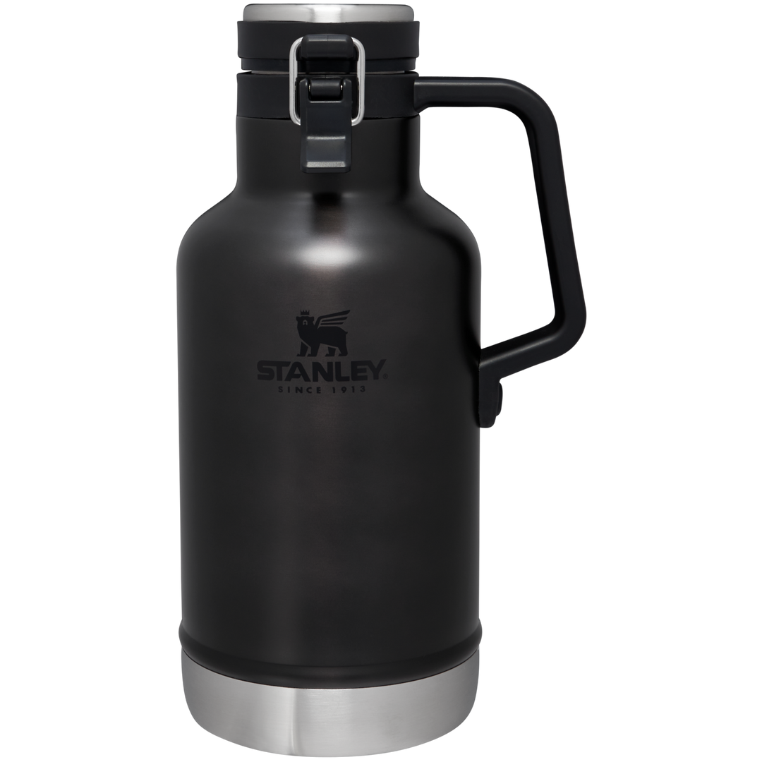  Stanley Classic Vacuum Bottle 2Qt, Hammertone Green : Home &  Kitchen