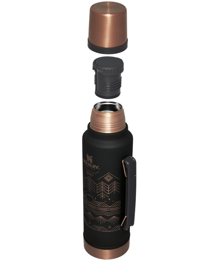 Winterscape Classic Legendary Bottle | 1.5 QT