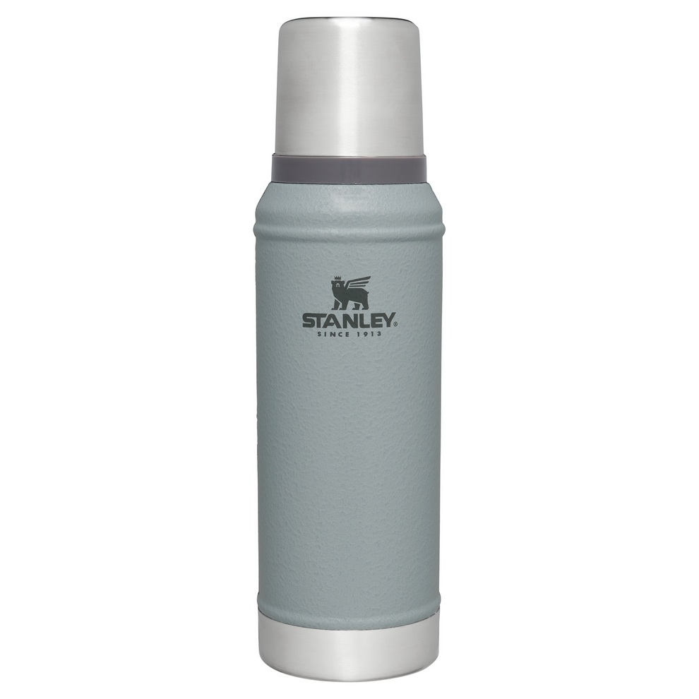 Stanley 1913 Classic Legendary Bottle 1.0 QT in Hammertone Silver
