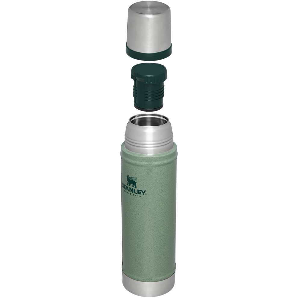 Stanley 1913 Classic Legendary Bottle 20 OZ in Hammertone Green
