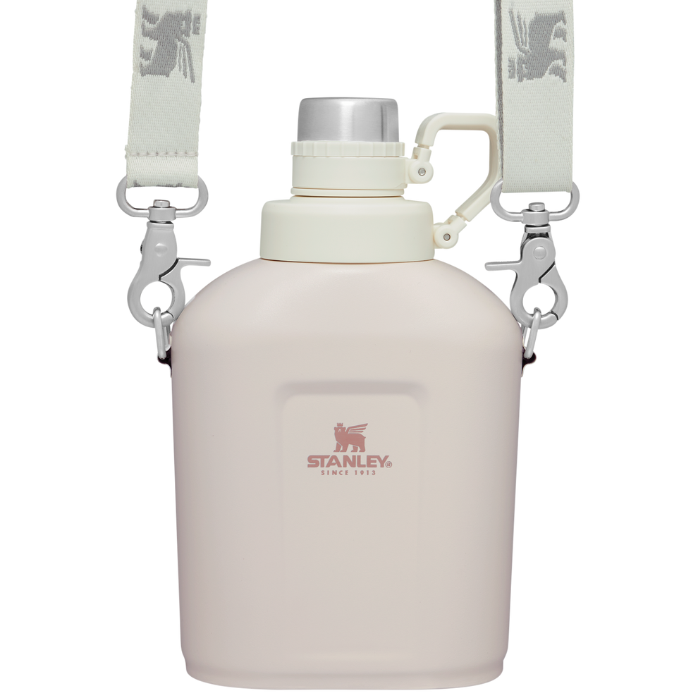 Stanley 1913 The Legendary Classic Canteen 1.1QT in Rose Quartz