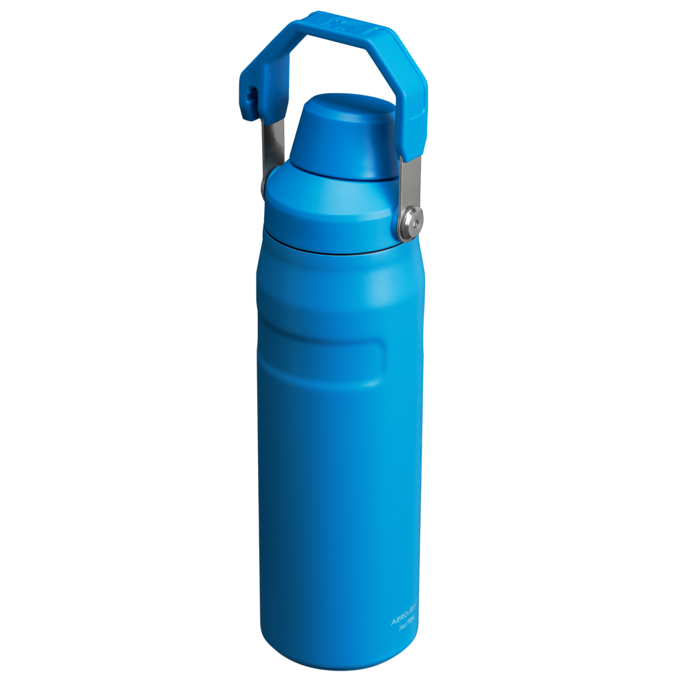 Stanley 1913 IceFlow™ Bottle with Fast Flow Lid 24 OZ in Azure