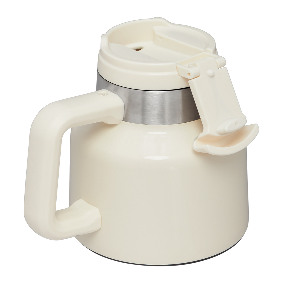 Stanley Adventure 20 oz Stainless Steel mug in Cream Gloss 