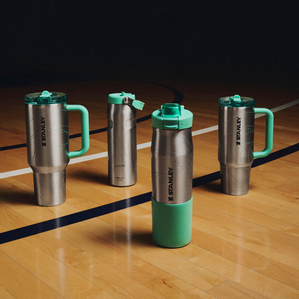 Stanley 1913 Stanley 1913 x Caitlin Clark Vitalize™ Tempo Bottle 24 OZ in Caitlin Clark Future