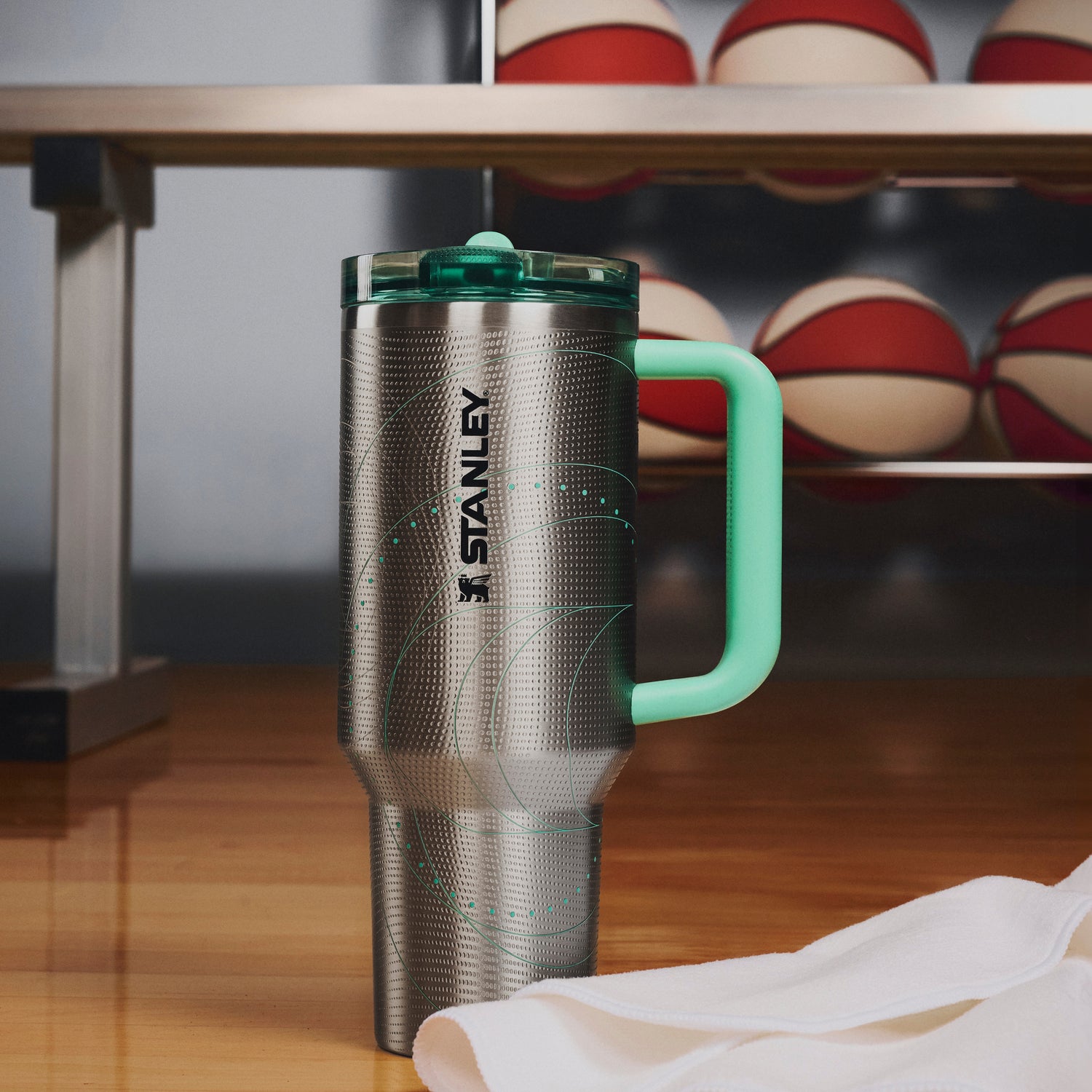 Stanley 1913 Stanley 1913 x Caitlin Clark Quencher® ProTour Flip Straw Tumbler 40 OZ in Caitlin Clark Future | View 5