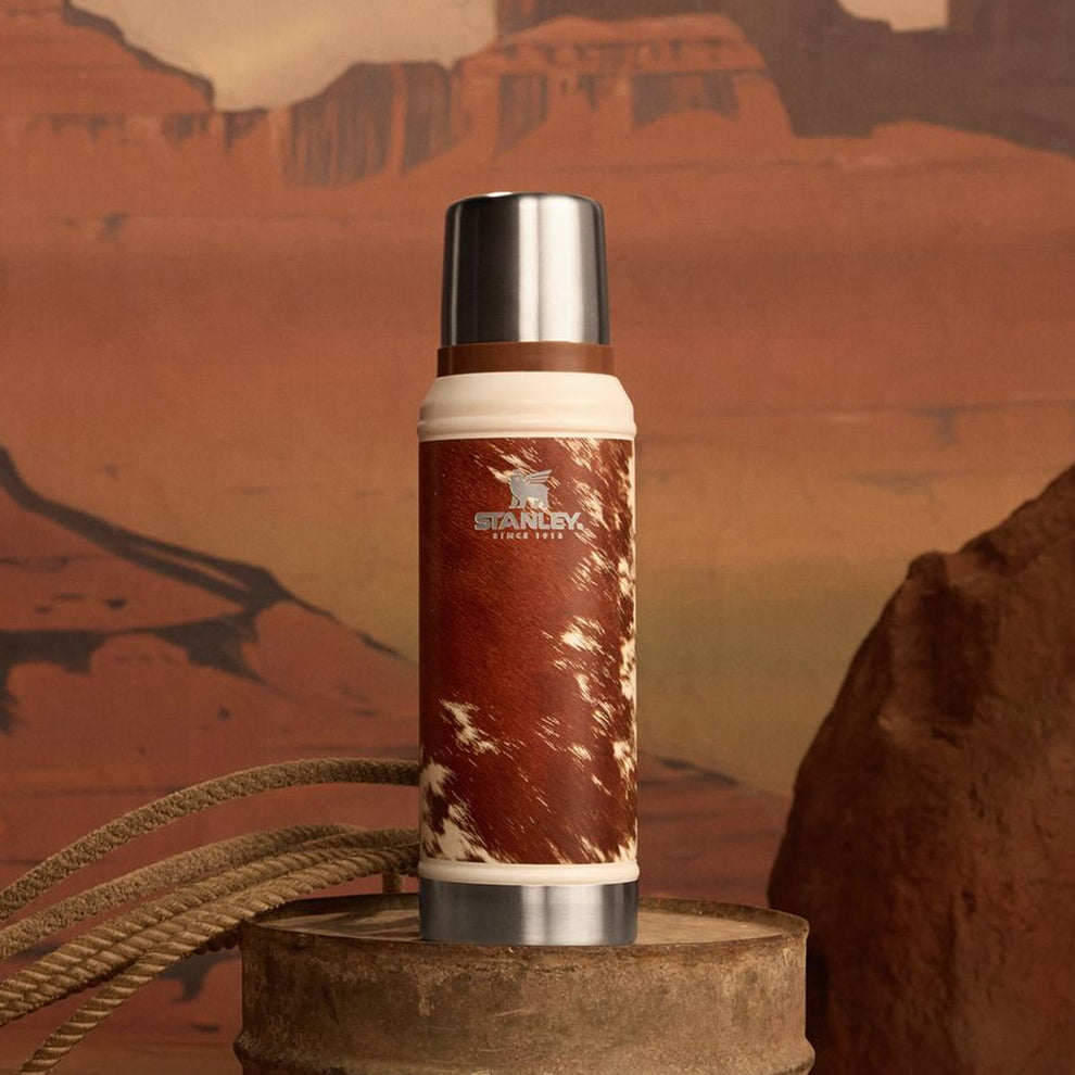 Stanley 1913 The Kacey Musgraves x Stanley 1913 Classic Legendary Bottle 1.0 QT in Kacey Musgraves Rodeo