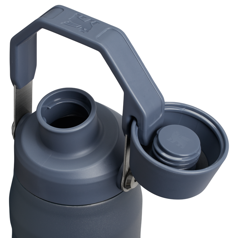 Stanley 1913 IceFlow™ Bottle with Fast Flow Lid 24 OZ in Twilight