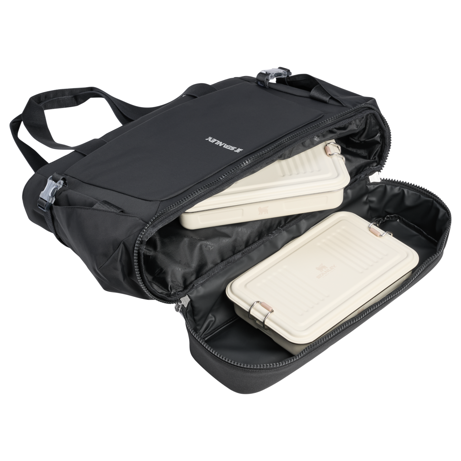 Stanley 1913 The Vitalize™ Tote 27.6 QT in Black | View 2