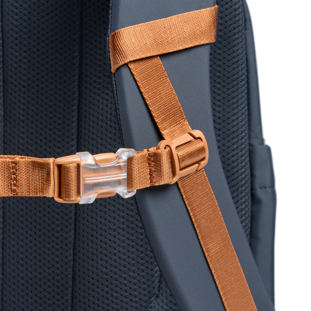 Stanley 1913 The Vitalize™ Backpack 30.9 QT in Twilight