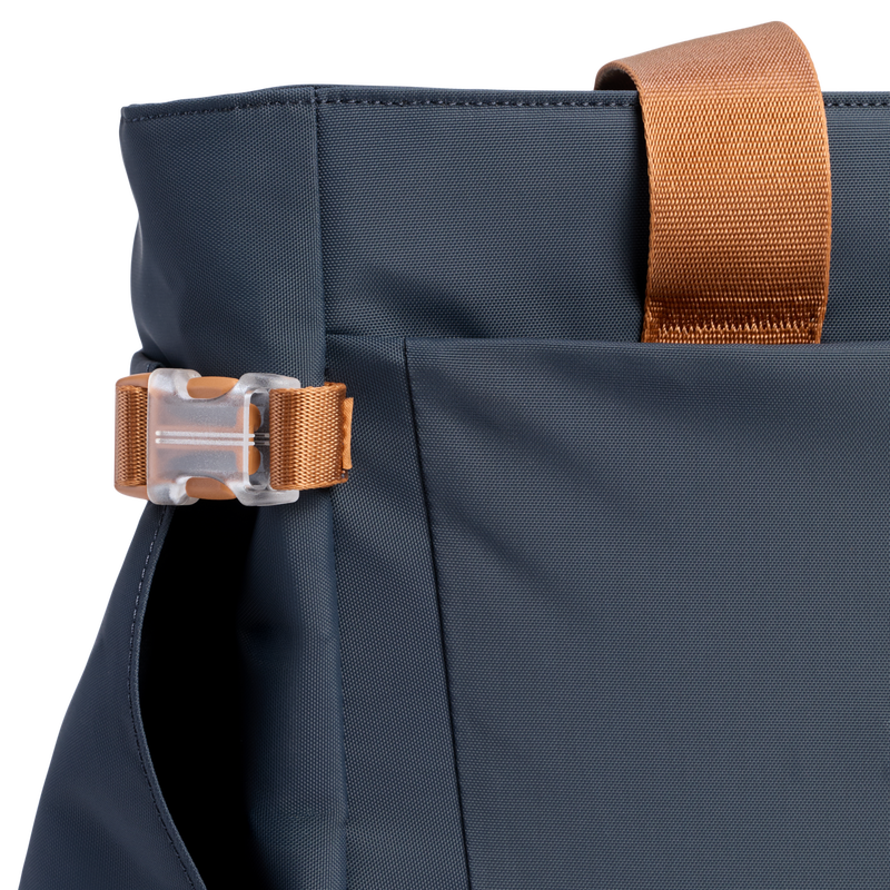 Stanley 1913 The Vitalize™ Tote 27.6 QT in Twilight