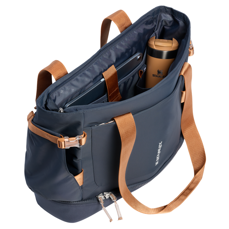 Stanley 1913 The Vitalize™ Tote 27.6 QT in Twilight | Open View