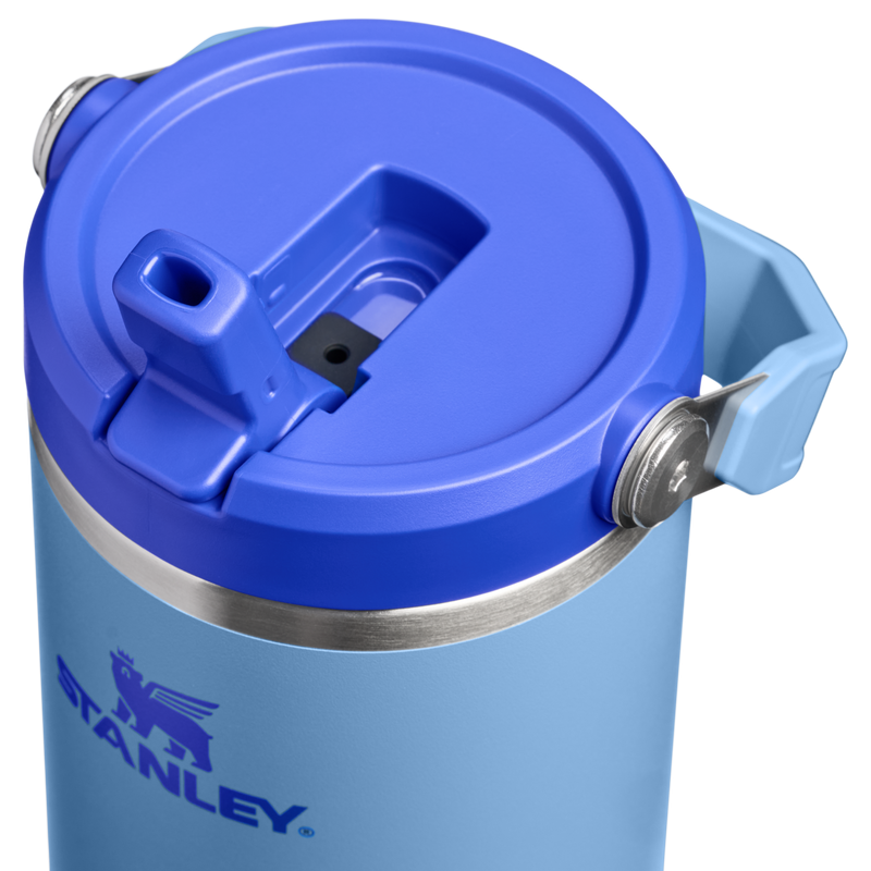 Stanley 1913 The IceFlow™ Flip Straw Tumbler 30 OZ in Blue Sky | Lid Detailed View