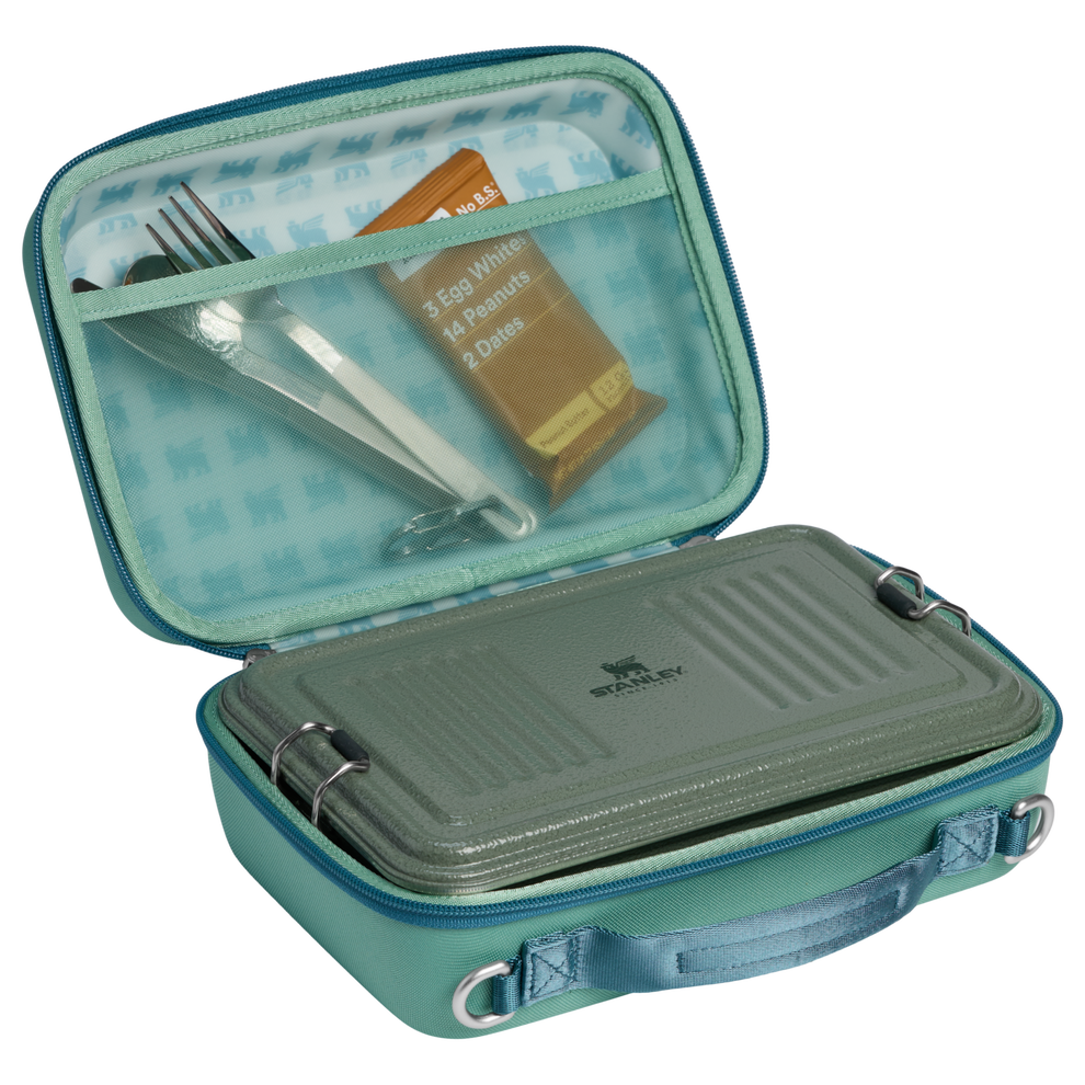 Stanley 1913 All Day Mini Lunch Box 4.2 QT in Spring Green
