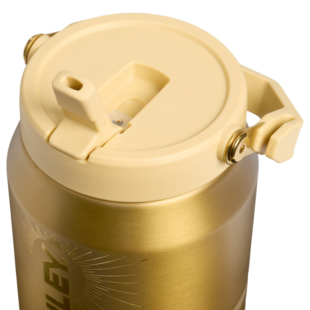 Stanley 1913 The Messi x Stanley IceFlow™ Flip Straw Jug 64 OZ in Messi Legacy