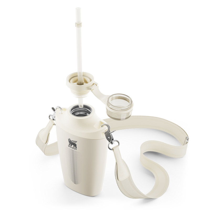 Stanley 1913 The Stanley Cross Bottle 23 OZ in Cream