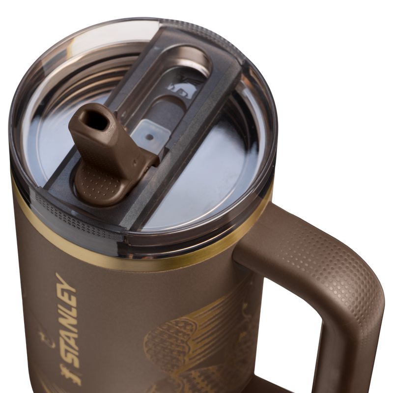 Stanley 1913 The Stanley 1913 x Nest Quencher® ProTour Flip Straw Tumbler 30 OZ in Freedom Women | Lid Detailed View