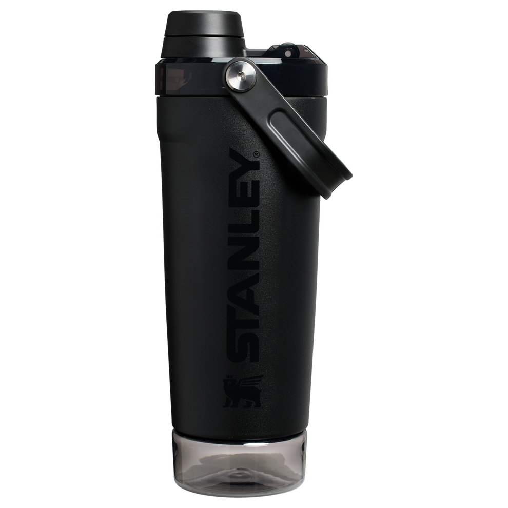 Stanley 20 OZ Activate Shaker In Black