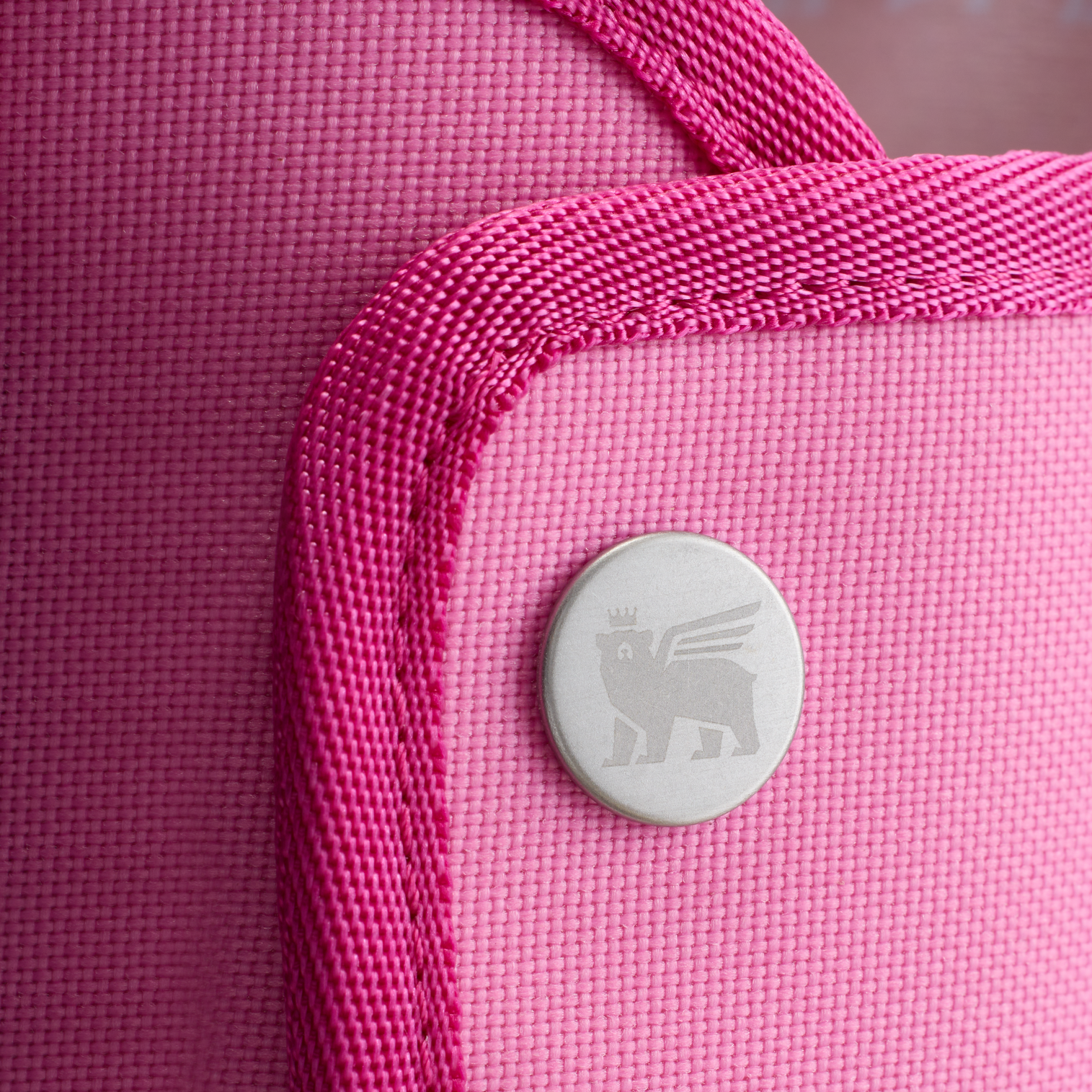 Stanley Carry-All 40 oz Quencher with Detachable Crossbody Straps in Fuchsia