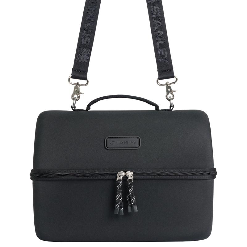 Stanley 1913 The Comeback Lunchbox Max 10.1 QT in Black | Front View