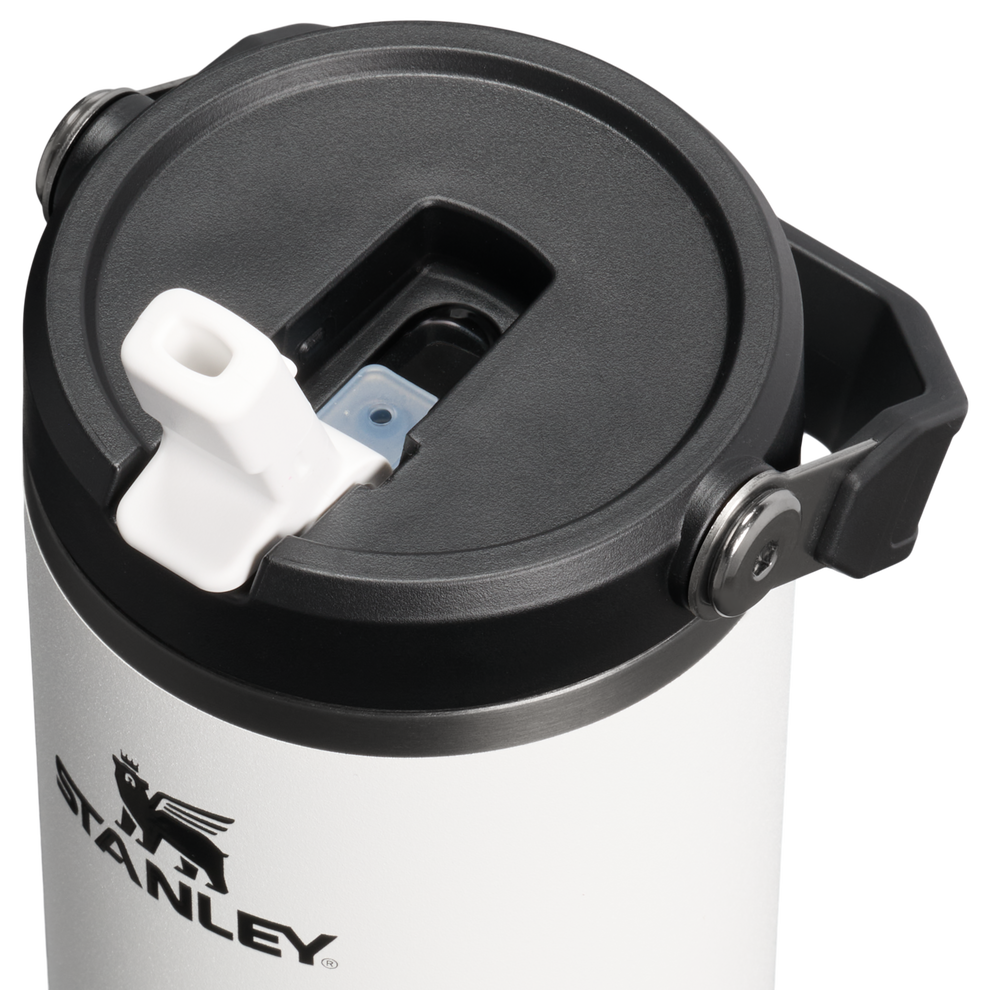Stanley 1913 Stanley 1913 x Juventus The IceFlow™ Flip Straw 2.0 Tumbler 30 OZ in Coded