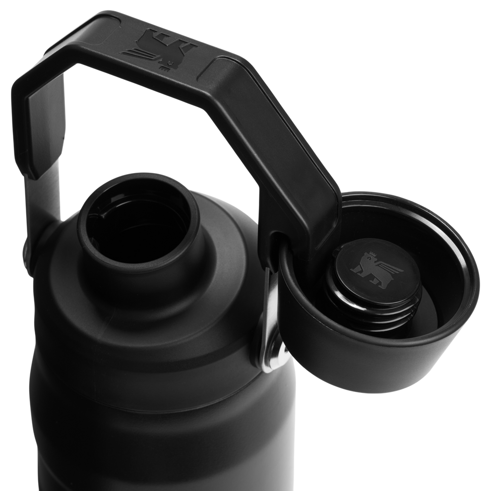 Stanley 1913 IceFlow™ Bottle with Fast Flow Lid 24 OZ in Black 2.0