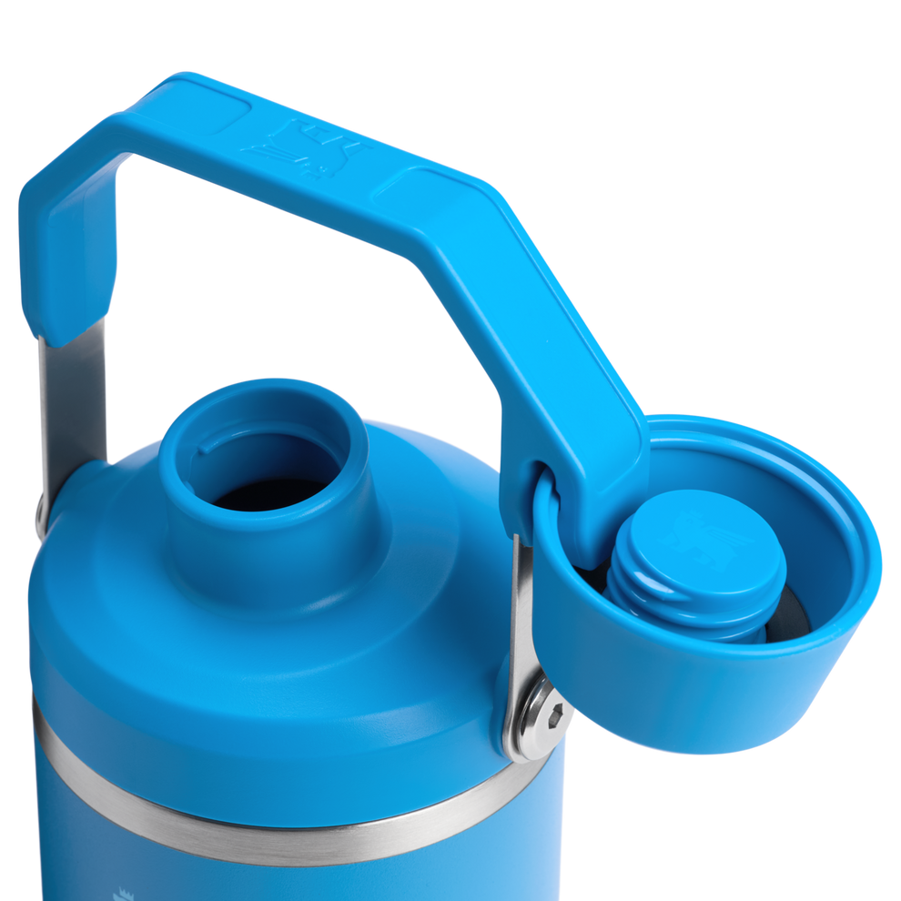 Stanley 1913 The IceFlow™ Tumbler with Fast Flow Lid 20 OZ in Azure