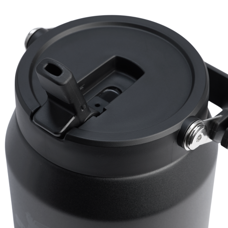 Stanley 1913 The IceFlow™ Flip Straw Jug 64 OZ - Stanley Create in Black 2.0 | Lid Detailed View
