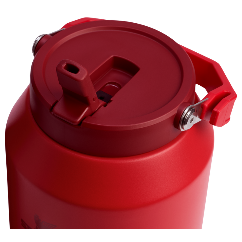 Stanley 1913 The IceFlow™ Flip Straw Jug 96 OZ in Chili Red | Lid Detailed View