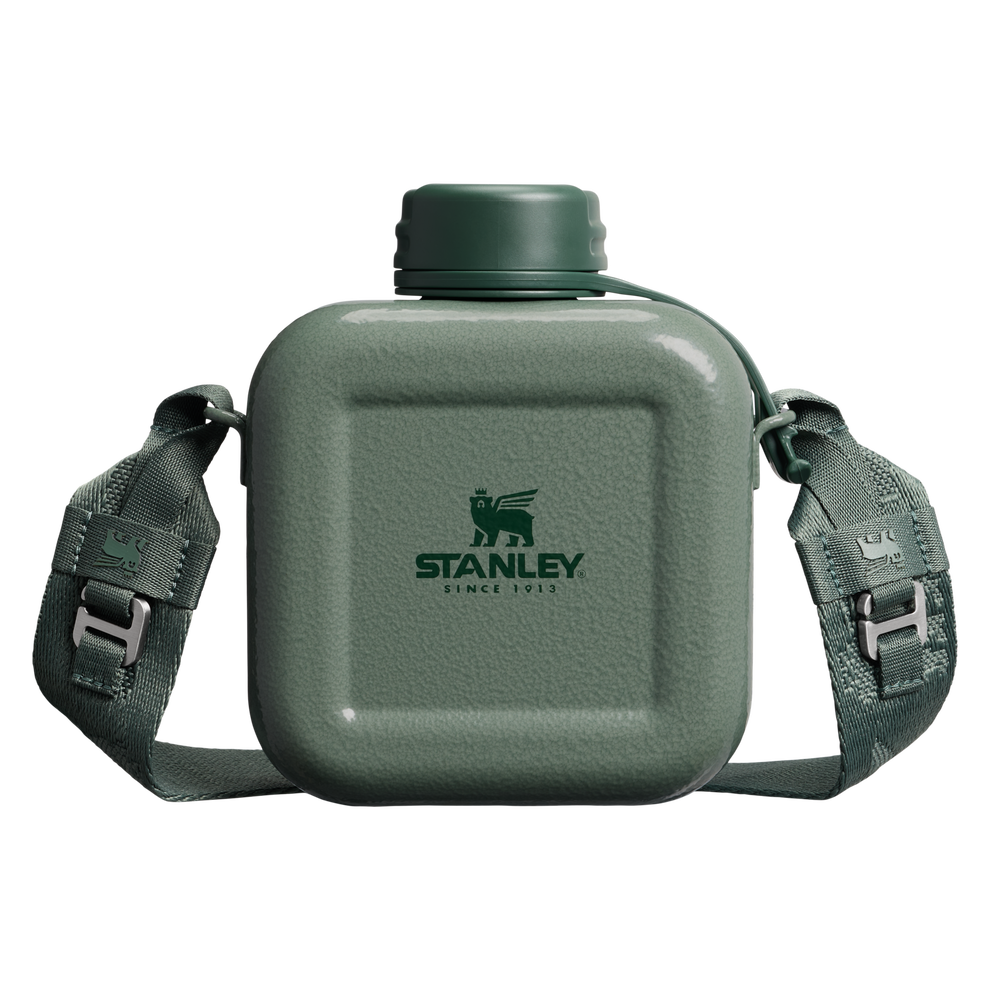 Stanley 1913 The Next x Nature Canteen 25 OZ in Hammertone Green