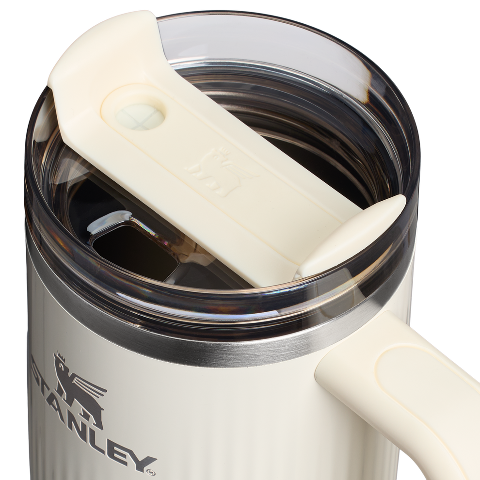 Stanley 1913 The Quencher® H2.0 Fluted Tumbler 30 OZ in Cream Gloss
