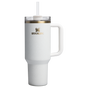 Vaso térmico Swatch para Stanley 1913 The Quencher H2.0 Flowstate™ de 40 oz en color Cream Moon