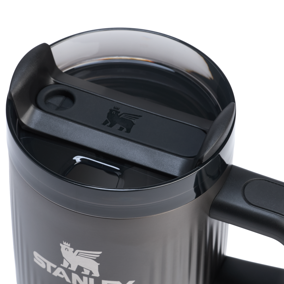 Stanley 1913 The Quencher® H2.0 Fluted Tumbler with Handle 20 OZ in Black