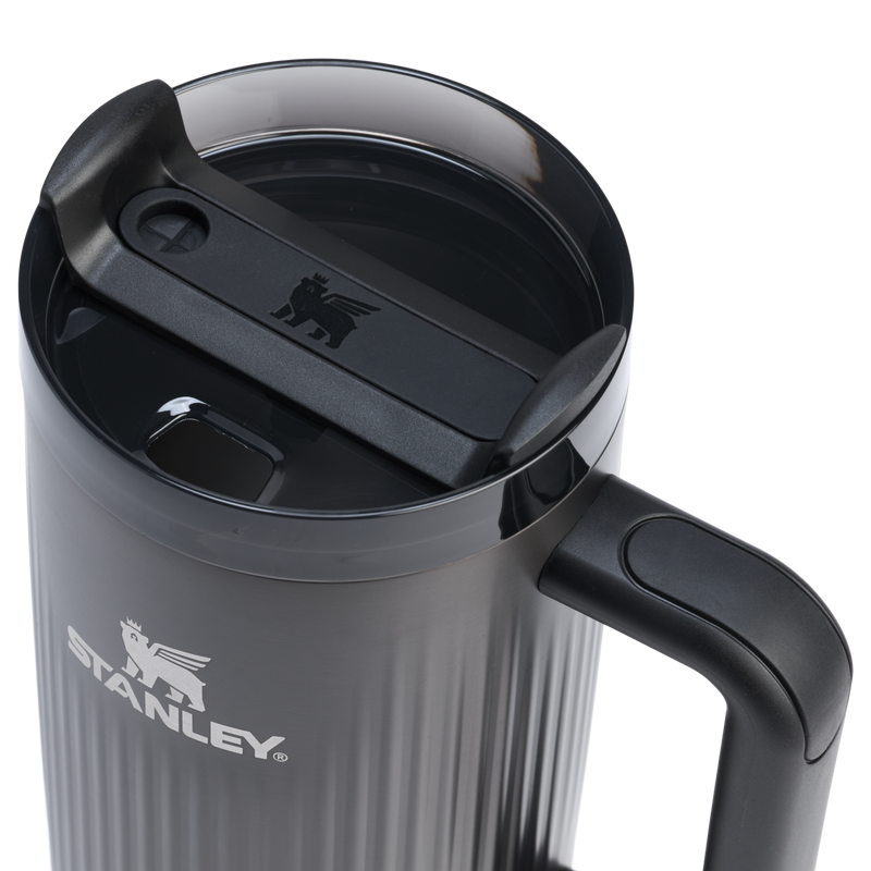 Stanley 1913 The Quencher® H2.0 Fluted Tumbler  40 OZ in Black | Lid Detailed View