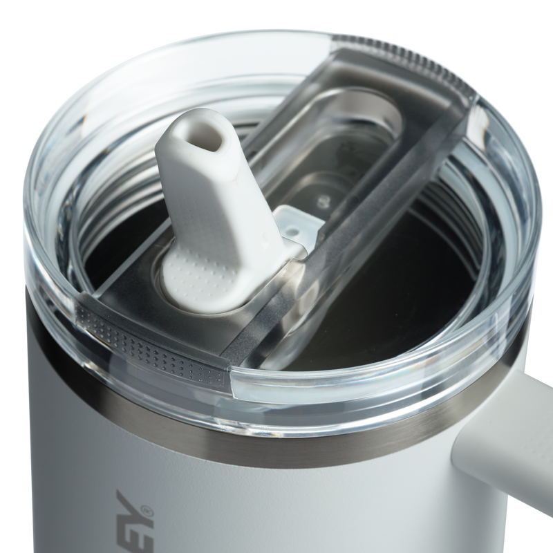 Stanley 1913 The Quencher ProTour Flip Straw Tumbler 40 OZ in Frost | Lid Detailed View