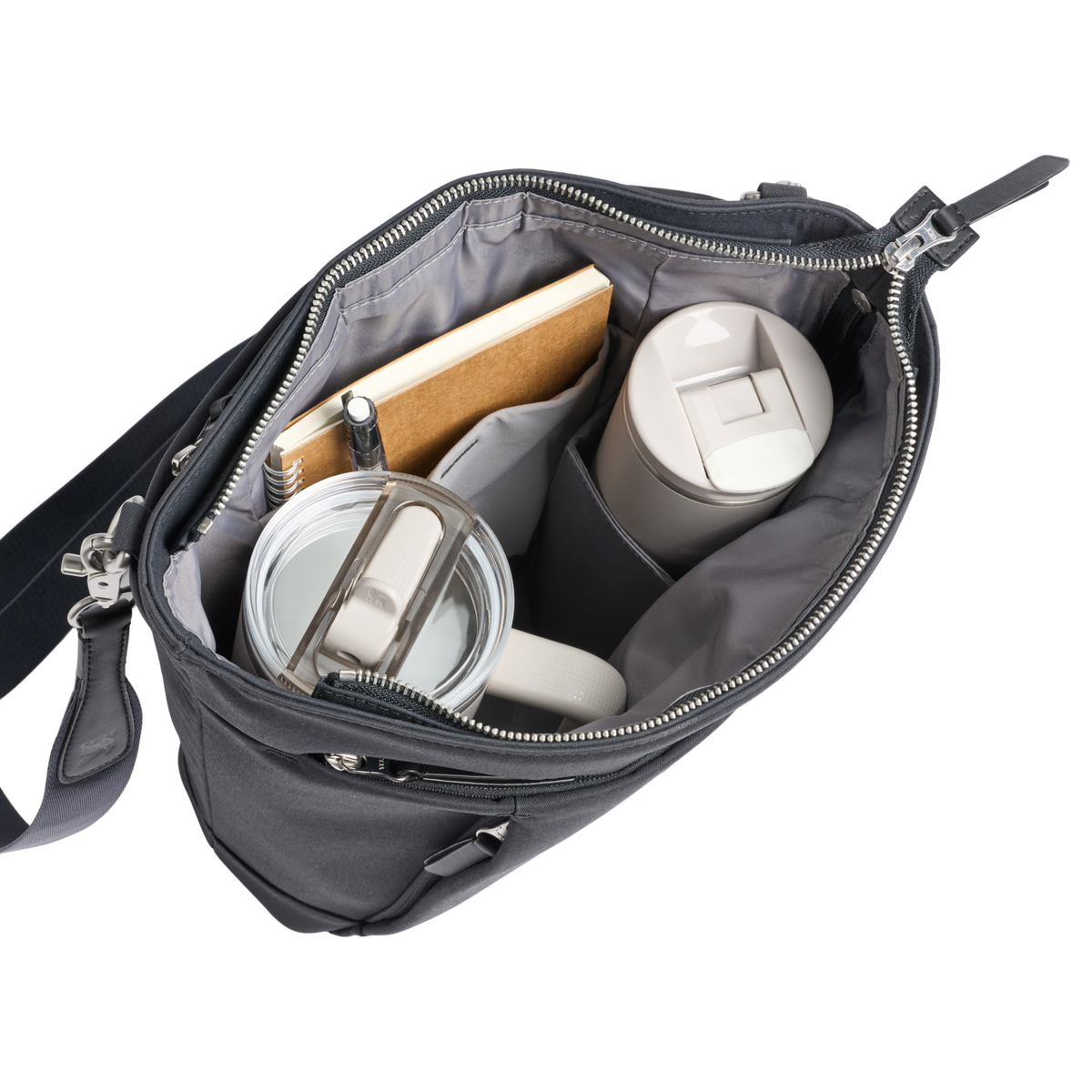 Stanley 1913 The Standby Satchel 10.57 QT in Black