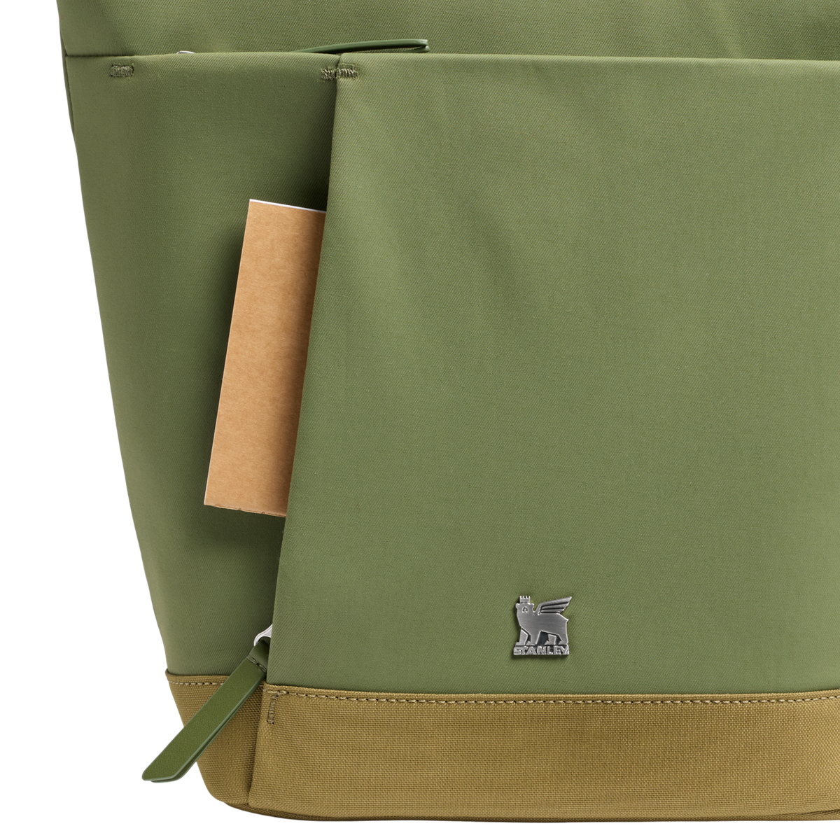 Stanley 1913 The Standby Satchel 10.57 QT in Dried Pine | Front Pocket View