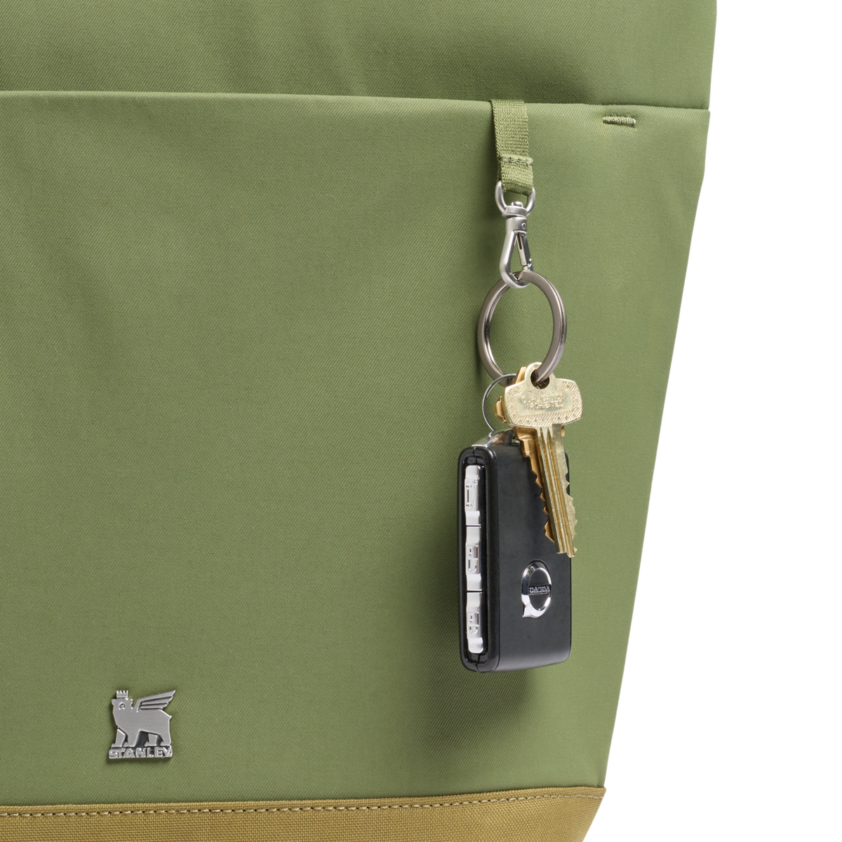 Stanley 1913 The Standby Satchel 10.57 QT in Dried Pine | Detailed View