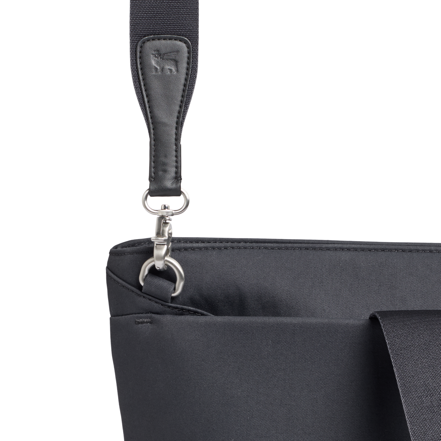 Stanley 1913 The Standby Tote  21.8 QT in Black | View 4